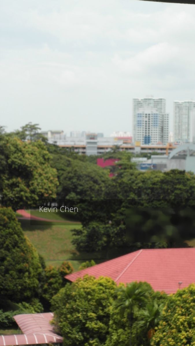 Ang Mo Kio Avenue 8 thumbnail photo